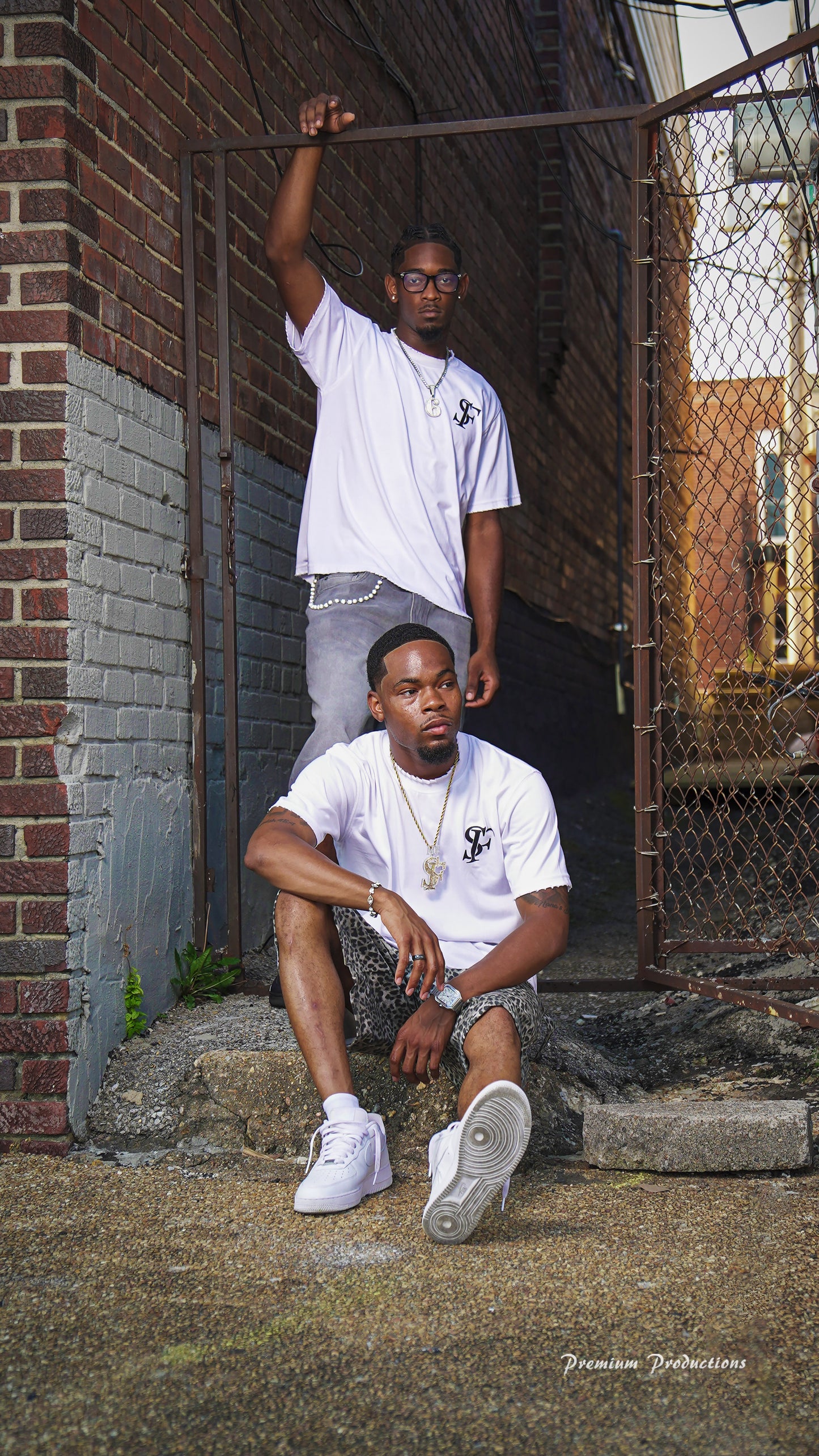 STREETWEAR TEE