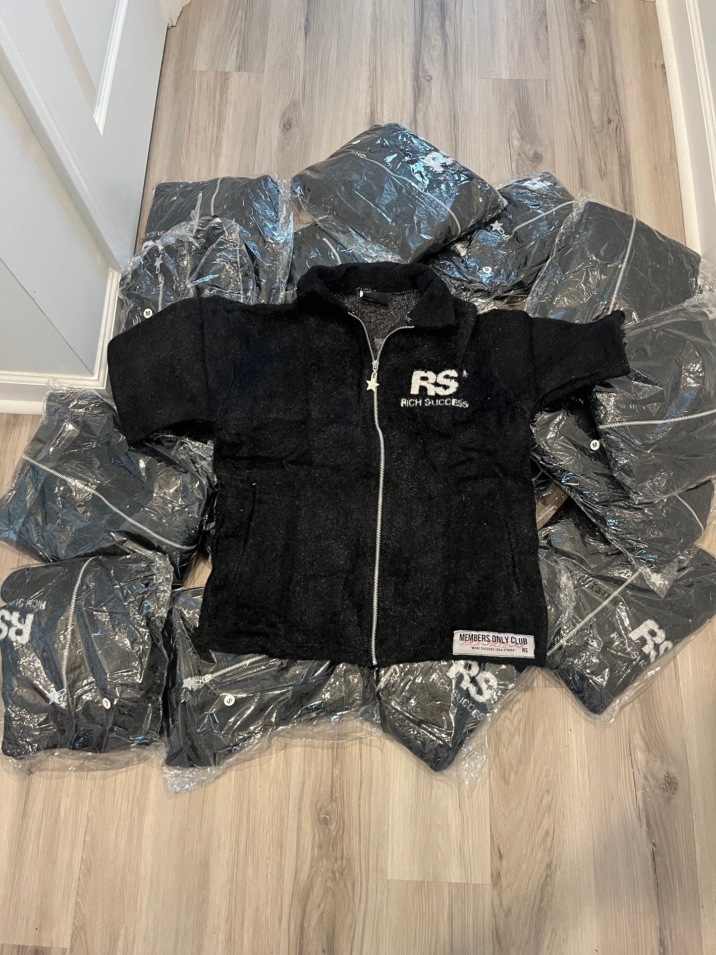 BLACK MOHAIR ZIP-UP