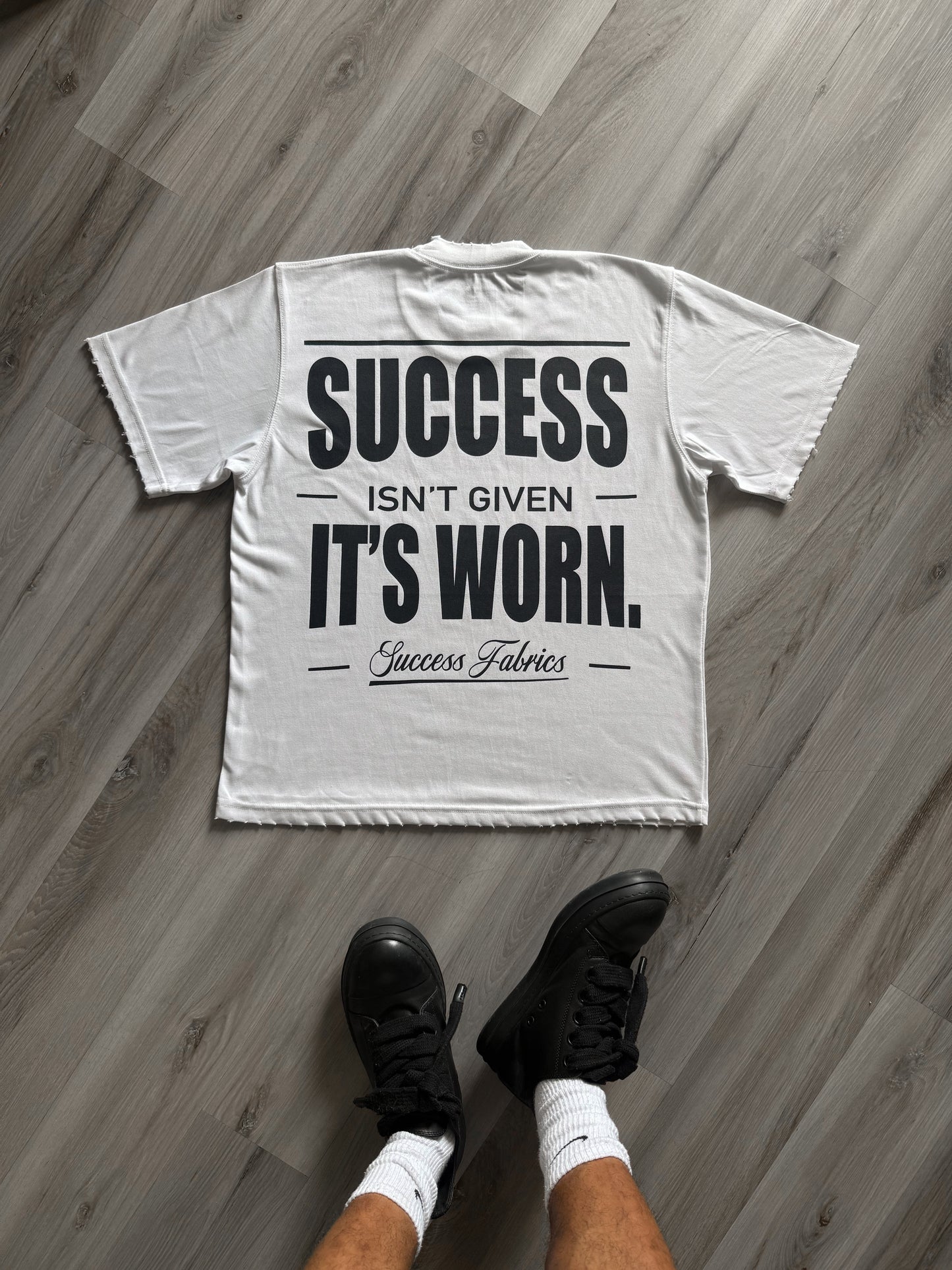 STREETWEAR TEE